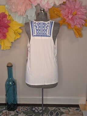 2187 - Gibson x Hi Sugarplum White Embroidered Tank Top 2X